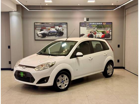 FORD FIESTA 1.6 ROCAM SE 8V FLEX 4P MANUAL